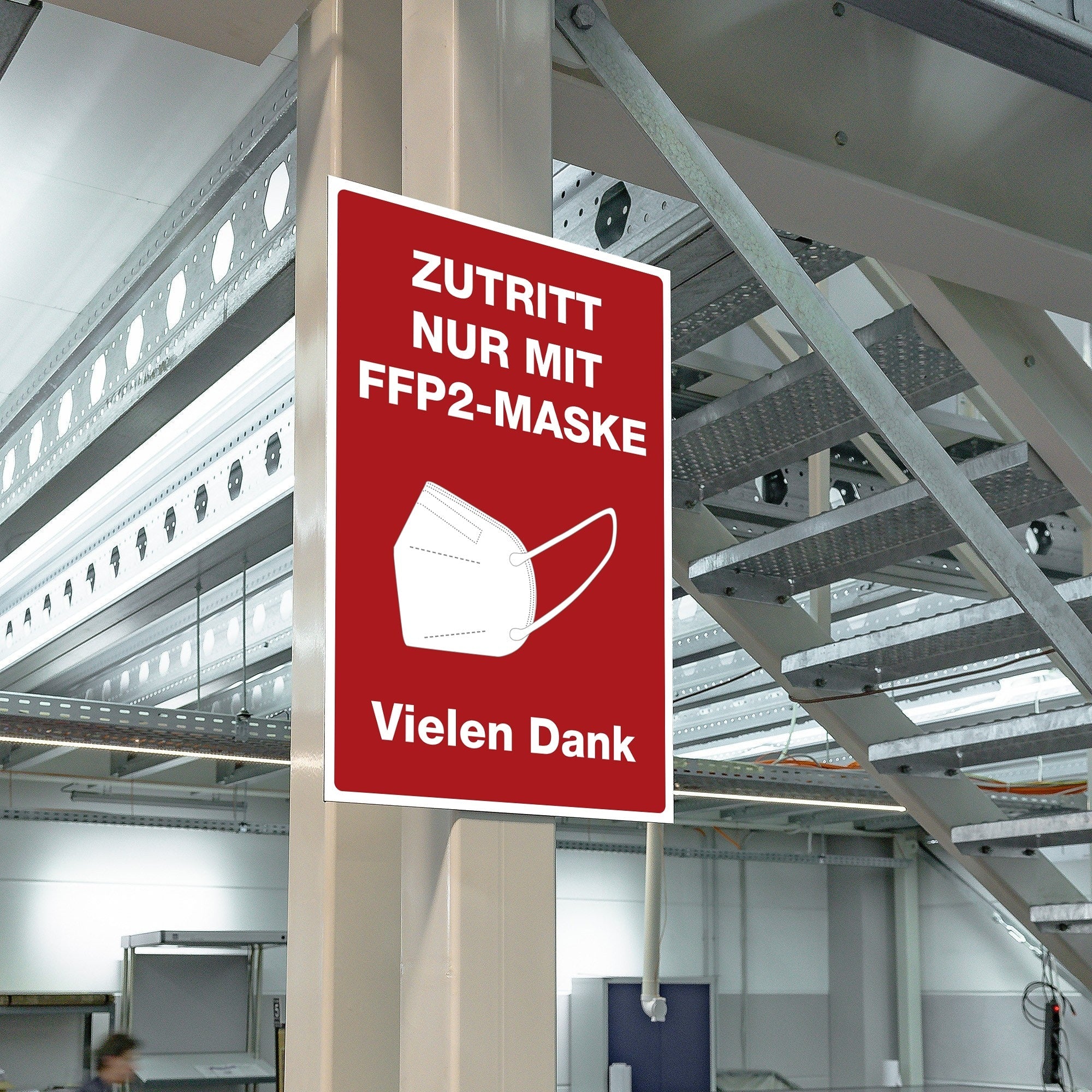 Alu-Verbundschild in signalrot mit Aufschrift "Zutritt nur mit FFP2-Maske", 200x300 mm, für Schutzmaßnahmen.