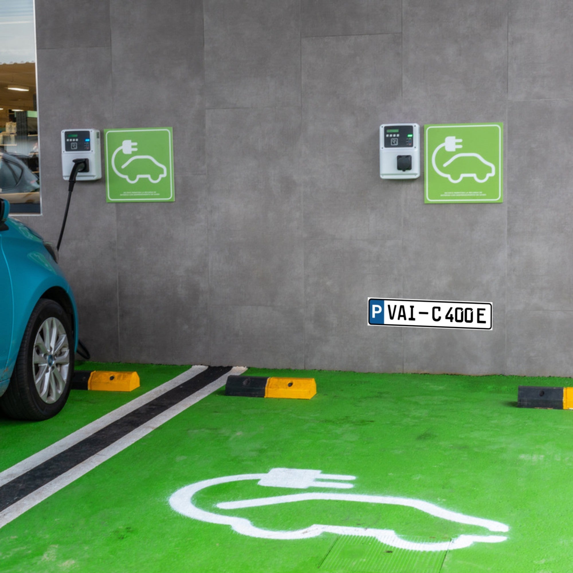 Kennzeichen-Parkplatzschild in 520x110 mm, aus langlebigem Material, mit klarer Beschriftung, für Parkplätze geeignet
