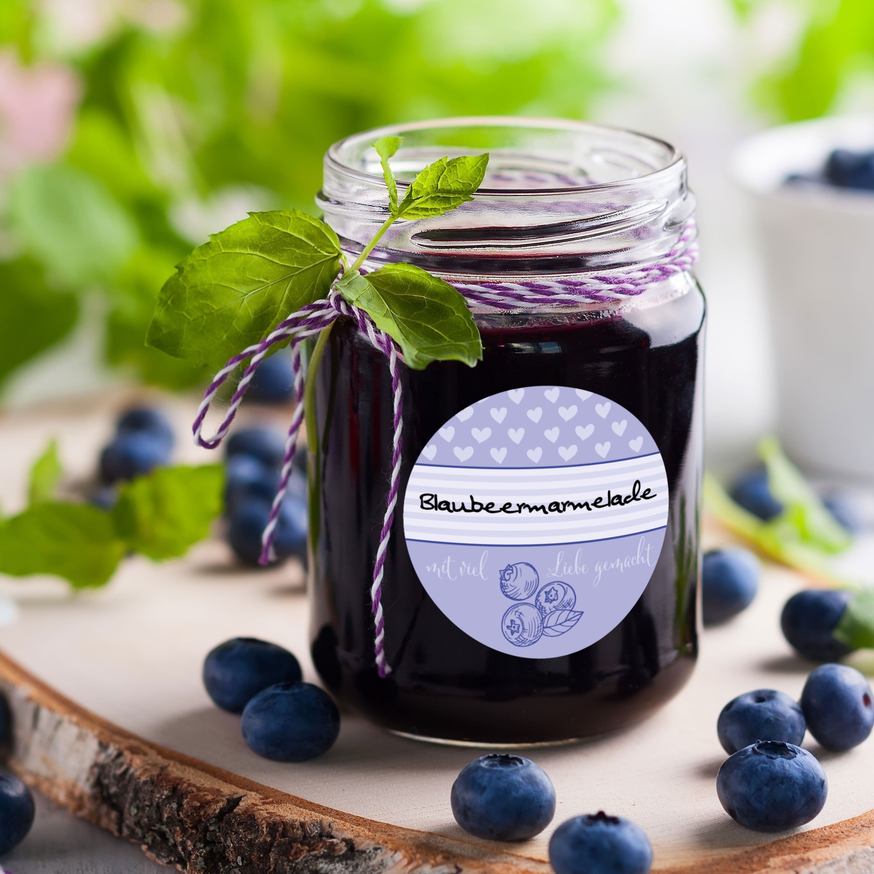 Bunte Marmeladenetiketten im Set mit Herz- und Blaubeer-Design, aufkleberdrucker.de, für kreative Marmeladen-Gläser