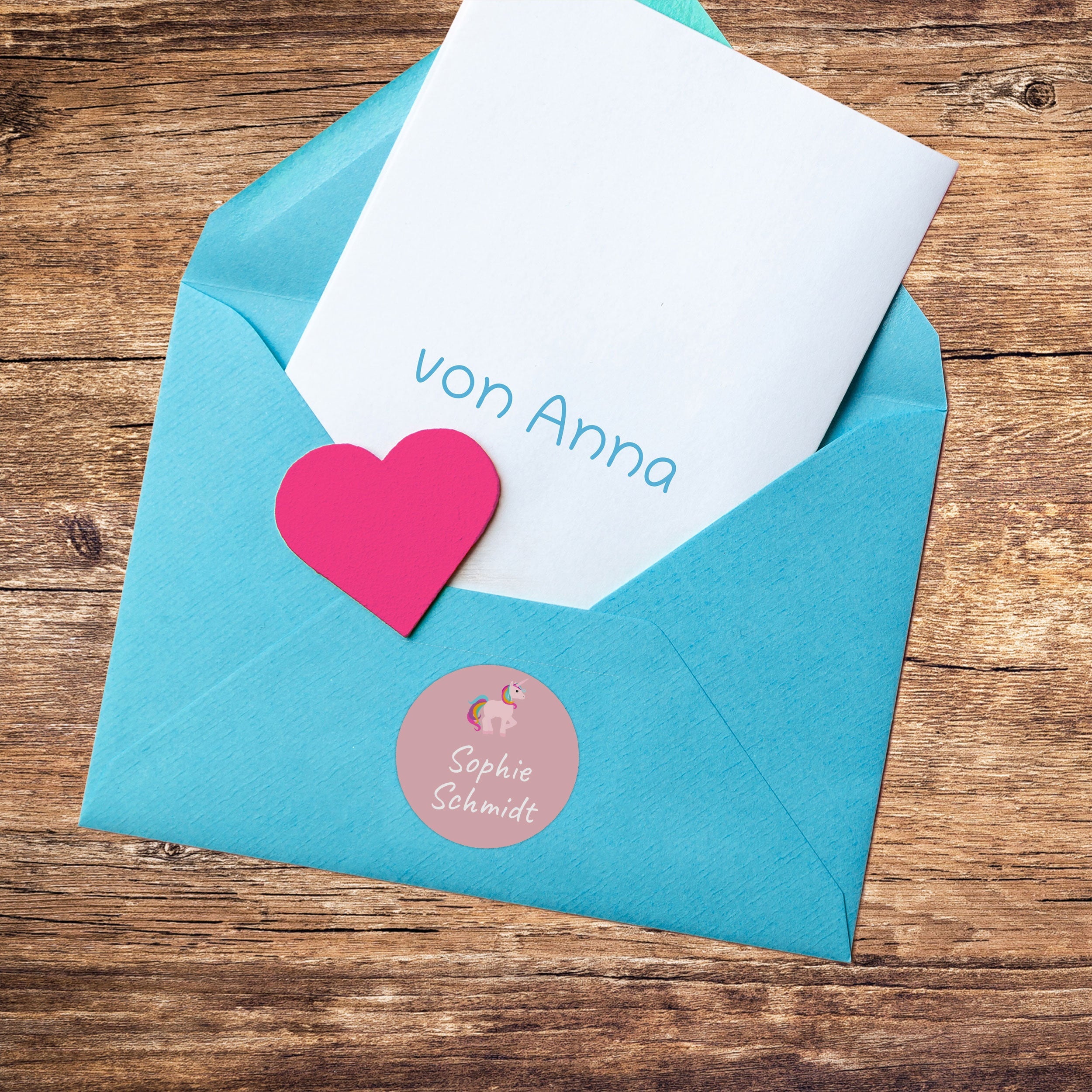 Runde Namensaufkleber in verschiedenen Größen auf weißem Hintergrund, 61 Stück, von aufkleberdrucker.de für personalisierte Etiketten.