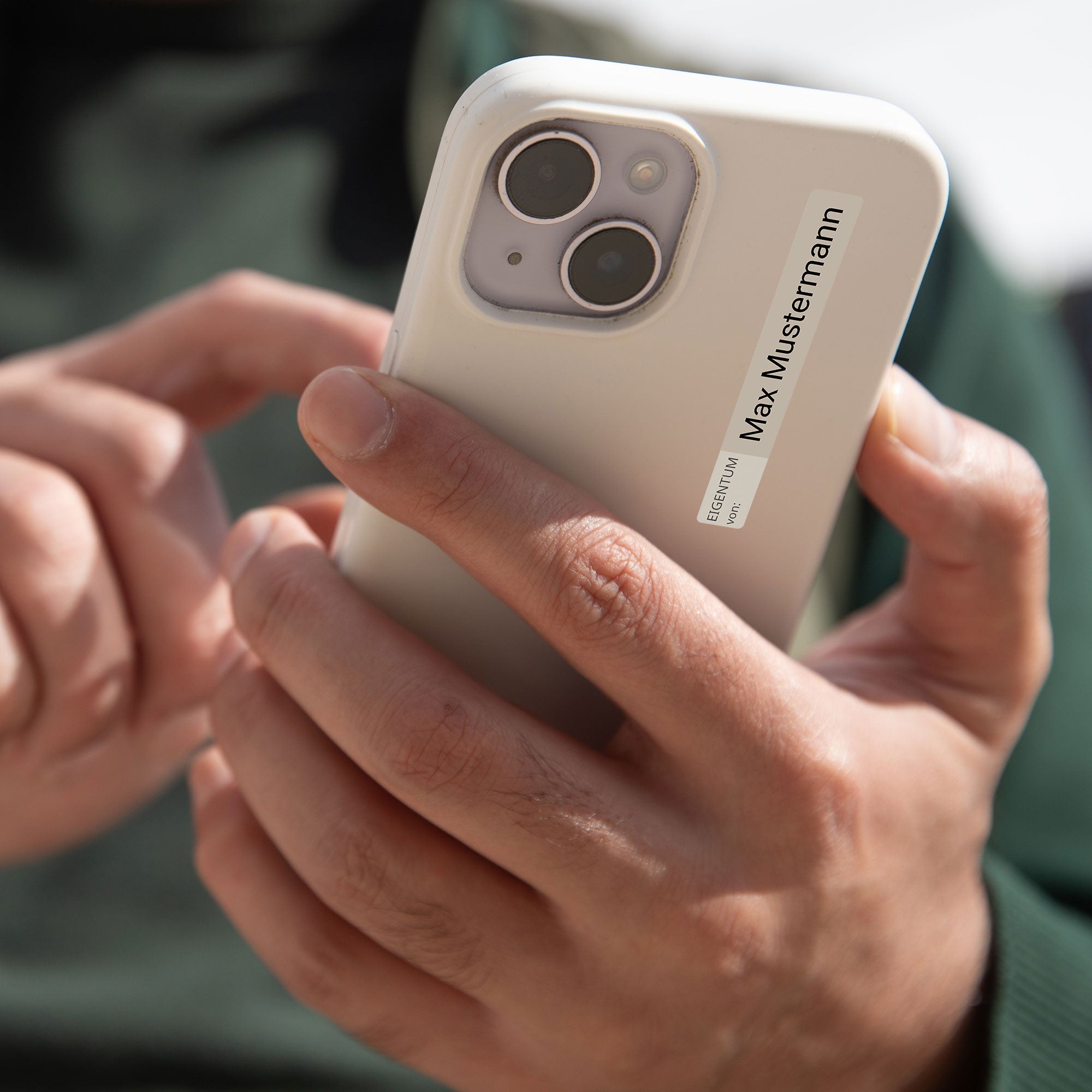 Drei Sets von Senioren-Namensaufklebern in verschiedenen Größen für Geschirr, Spülmaschine und Waschmaschine, aufkleberdrucker.de