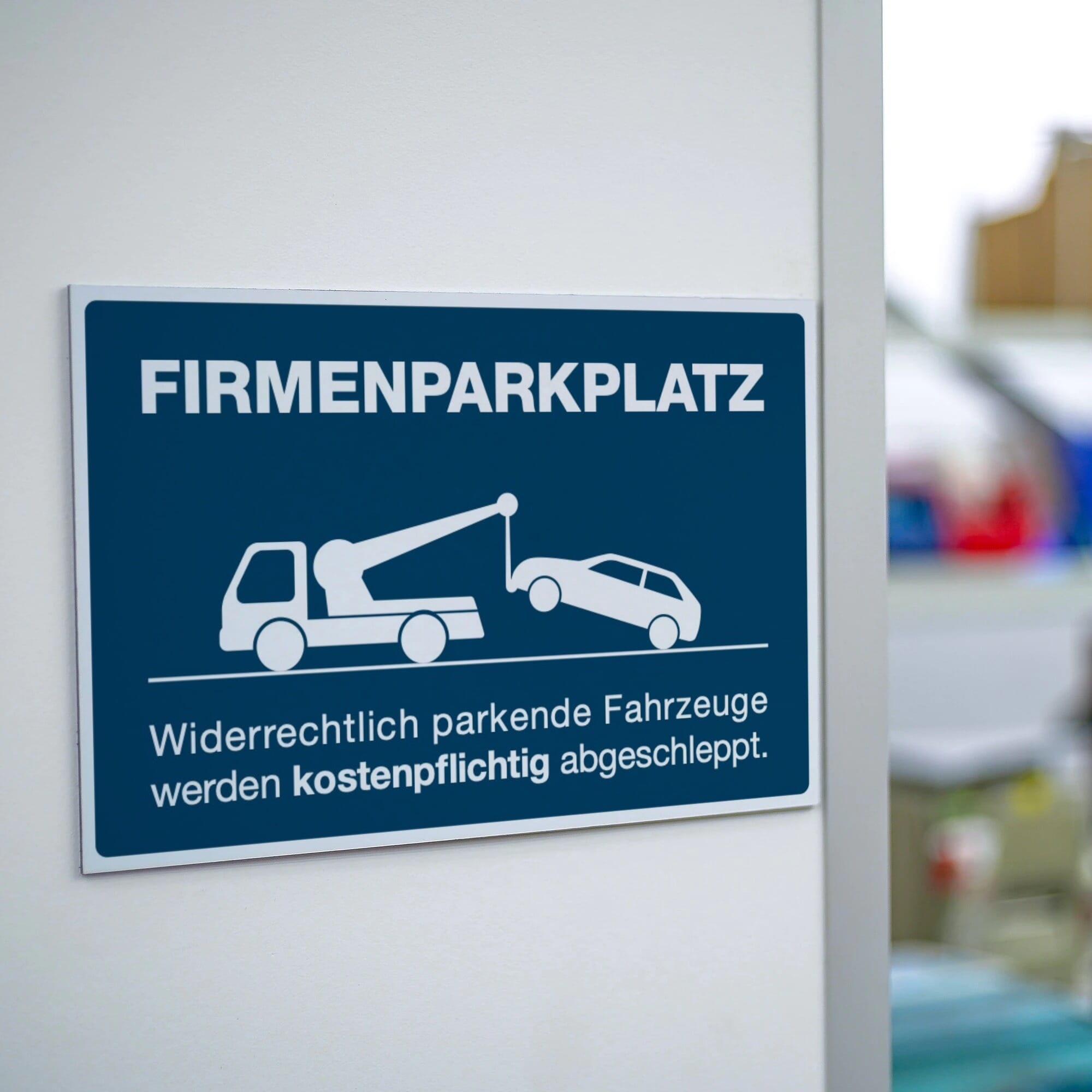 Alu-Verbund Firmenparkplatz Schild in Blau, 200x300 mm, für Parkplatzbeschilderung, mit klarer Beschriftung, von aufkleberdrucker.de