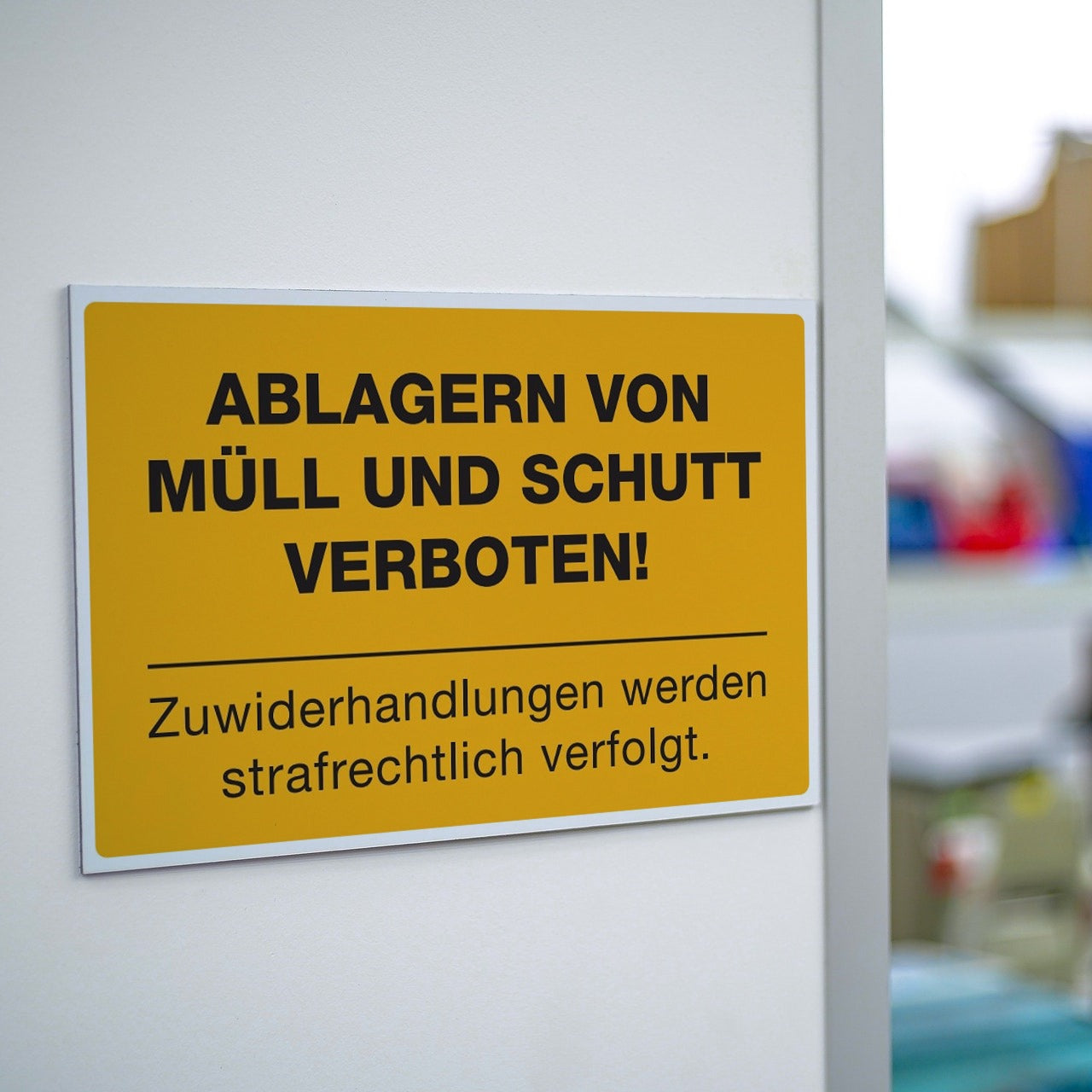 Schild Alu-Verbund Ablagern von Müll und Schutt verboten! (signalgelb, 300x200x4 mm)