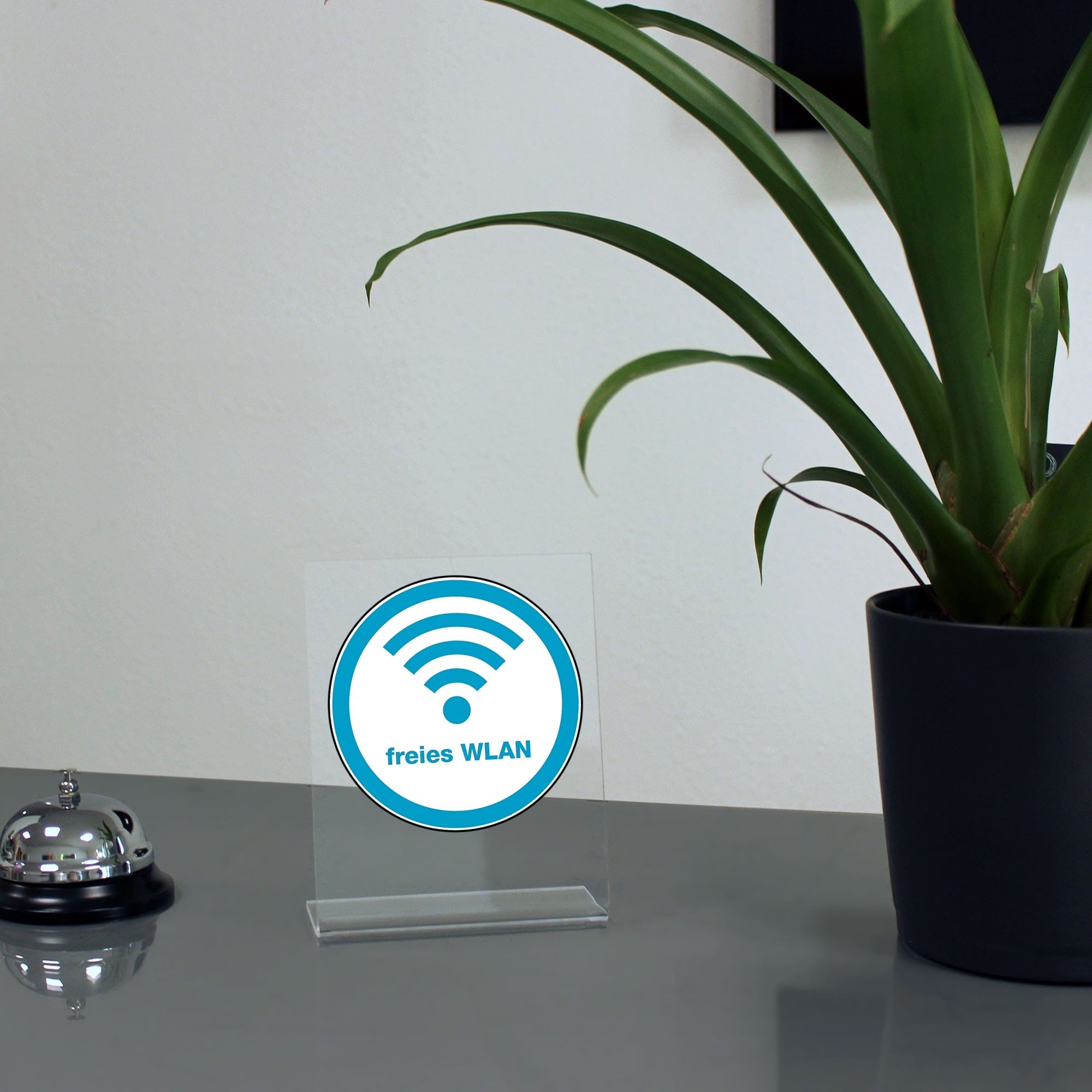 Acrylaufsteller "freies Wlan"  (ca.100x150 mm)"