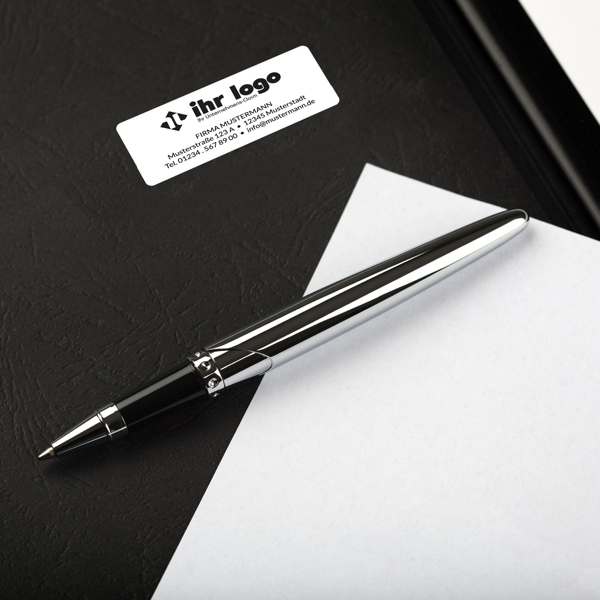 Individueller Adressaufkleber mit Logo, 50x20 mm, aufkleberdrucker.de, weiße Etiketten für persönliche oder geschäftliche Nutzung