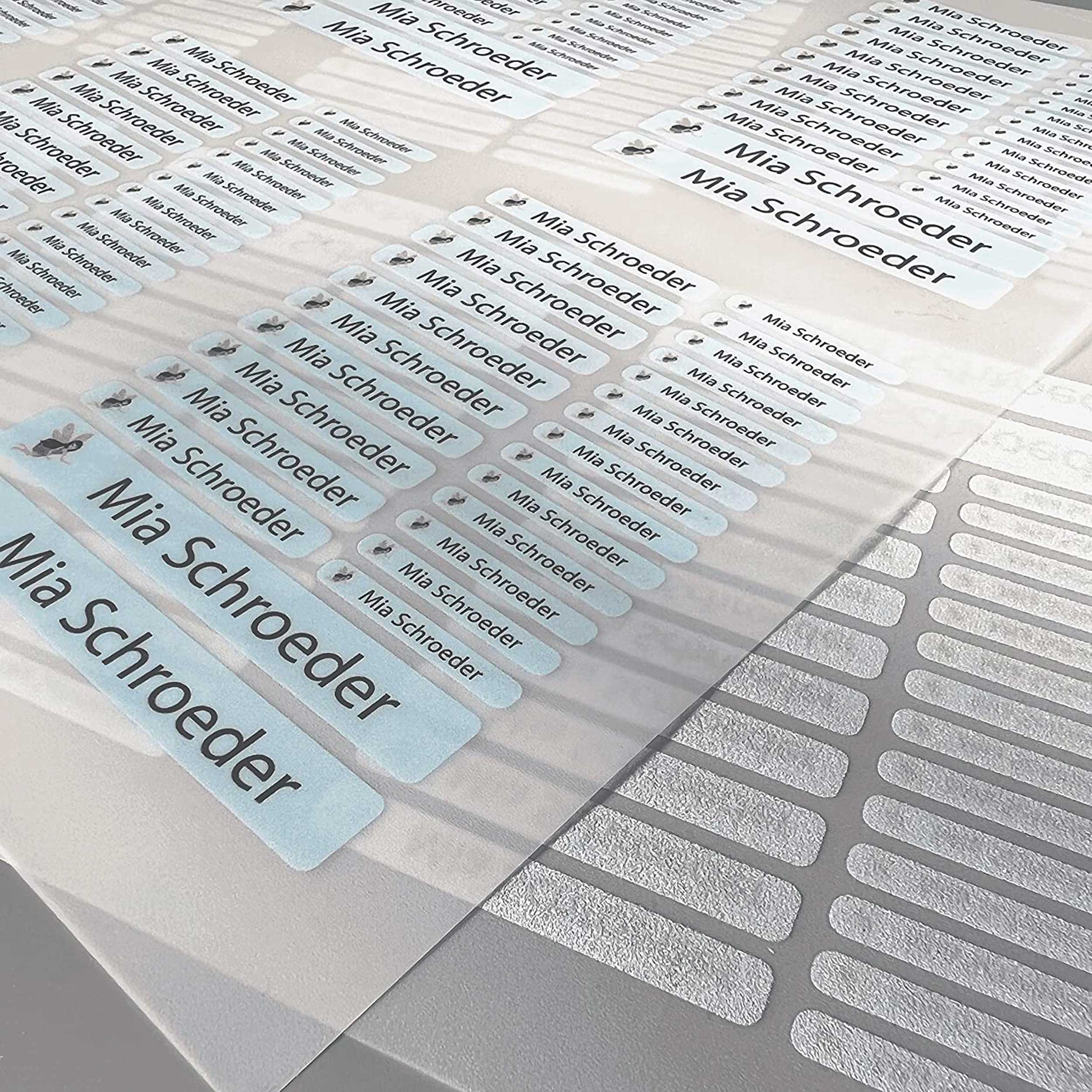 Bügeleitlabels für Kinder mit bunten Motiven, 225 Aufkleber in verschiedenen Größen, ideal zum Beschriften von Kleidung.