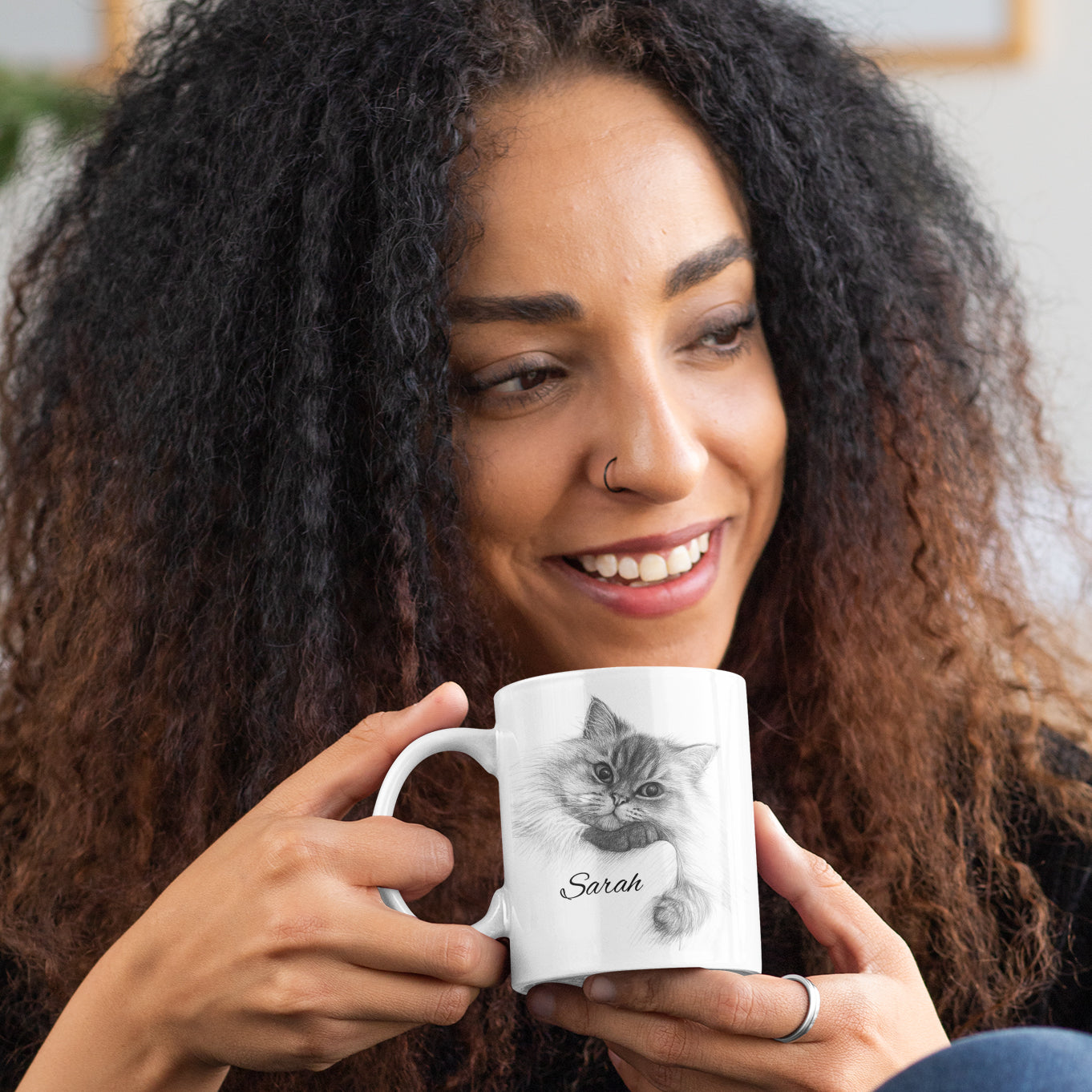 Personalisierte Keramiktasse mit Bleistiftzeichnung, handgemaltes Kunstwerk, langlebige Kaffeetasse, ideal für personalisierte Geschenke