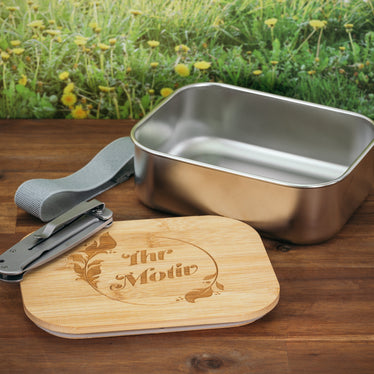 Lunchbox aus Edelstahl mit Bambusdeckel und Verschluss & inkl. individ