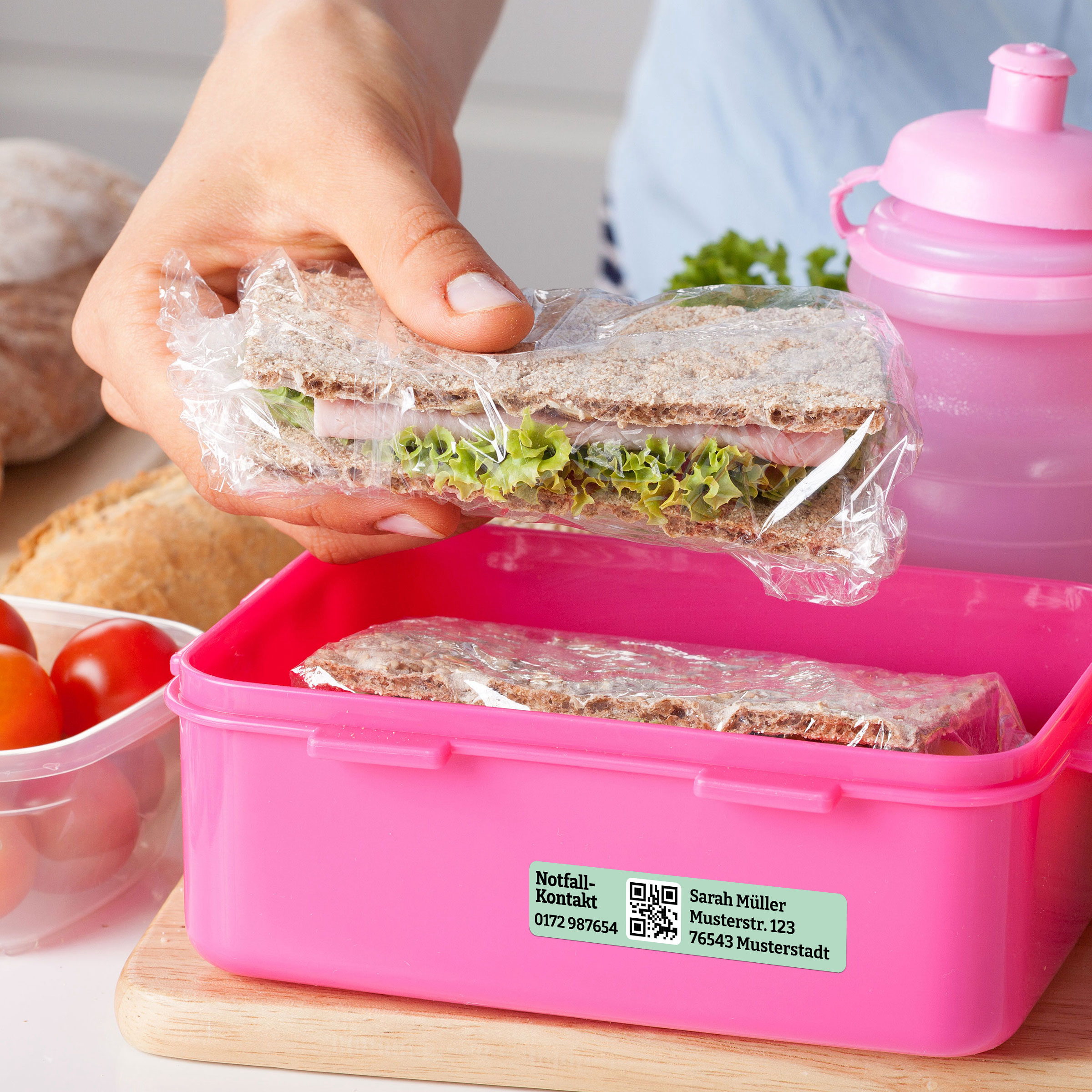 Stark haftender Notfallkontakt-Aufkleberset mit Name, Telefonnummer und Adresse, 60x13 mm und 30x13 mm, aufkleberdrucker.de