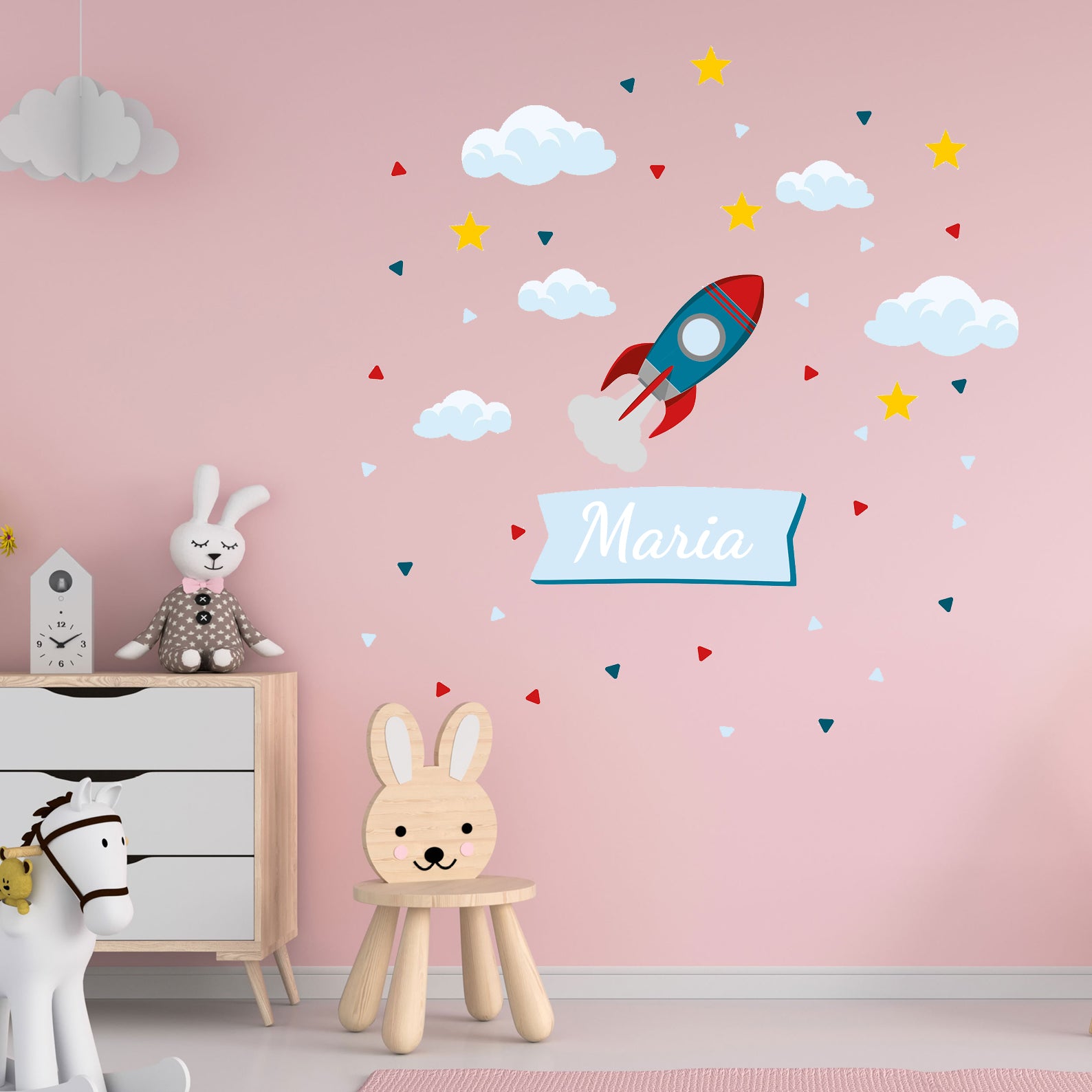 Personalisierbarer Türaufkleber mit Raketenmotiv für Kinderzimmer, Wandtattoo von aufkleberdrucker.de, zeigt eine bunte Rakete an der Tür
