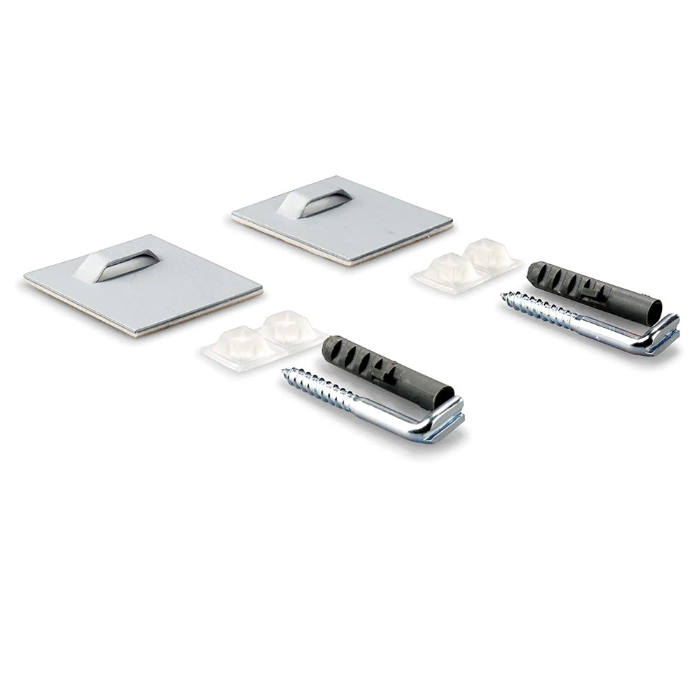 2 Stück Haftbleche im Set 45x45 mm mit Öse und Dübel zur Schilderbefestigung