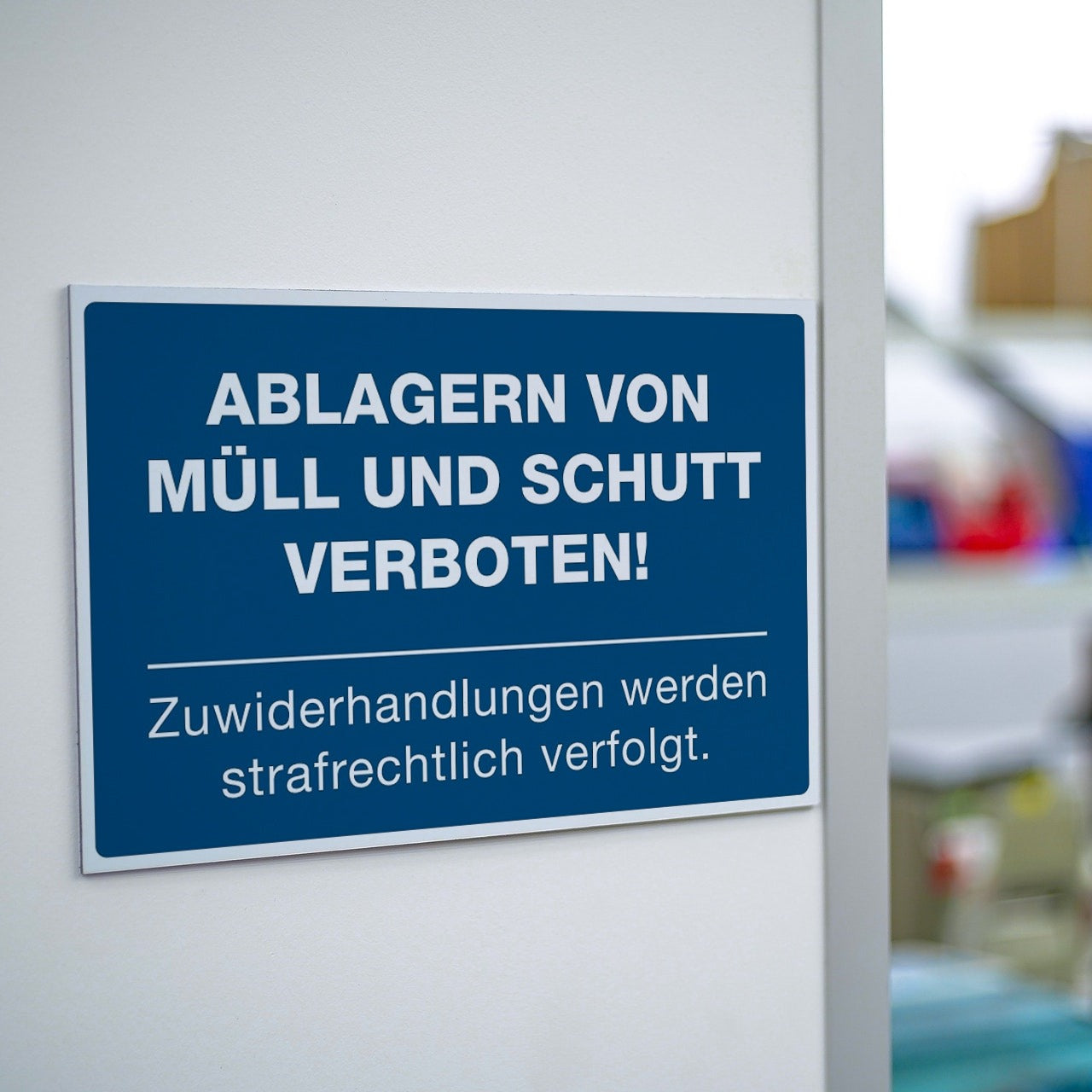 Schild Alu-Verbund Ablagern von Müll und Schutt verboten!  (signalblau, 300x200x4 mm)